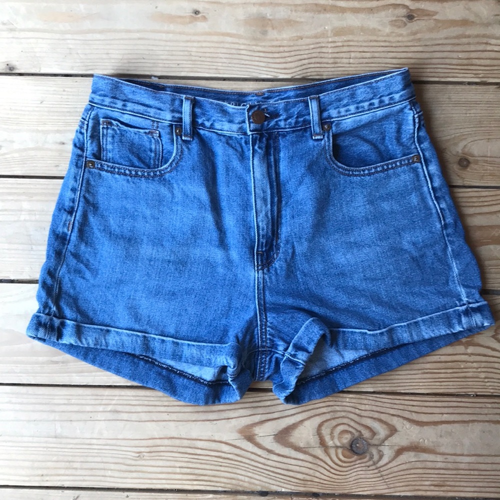 American Eagle Mom Short